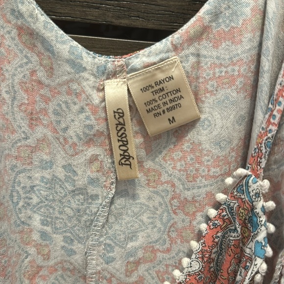 Paisley printed flowy crop top - Picture 3 of 3